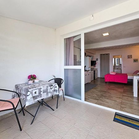 Apartments Maja I Ante Сень Экстерьер фото