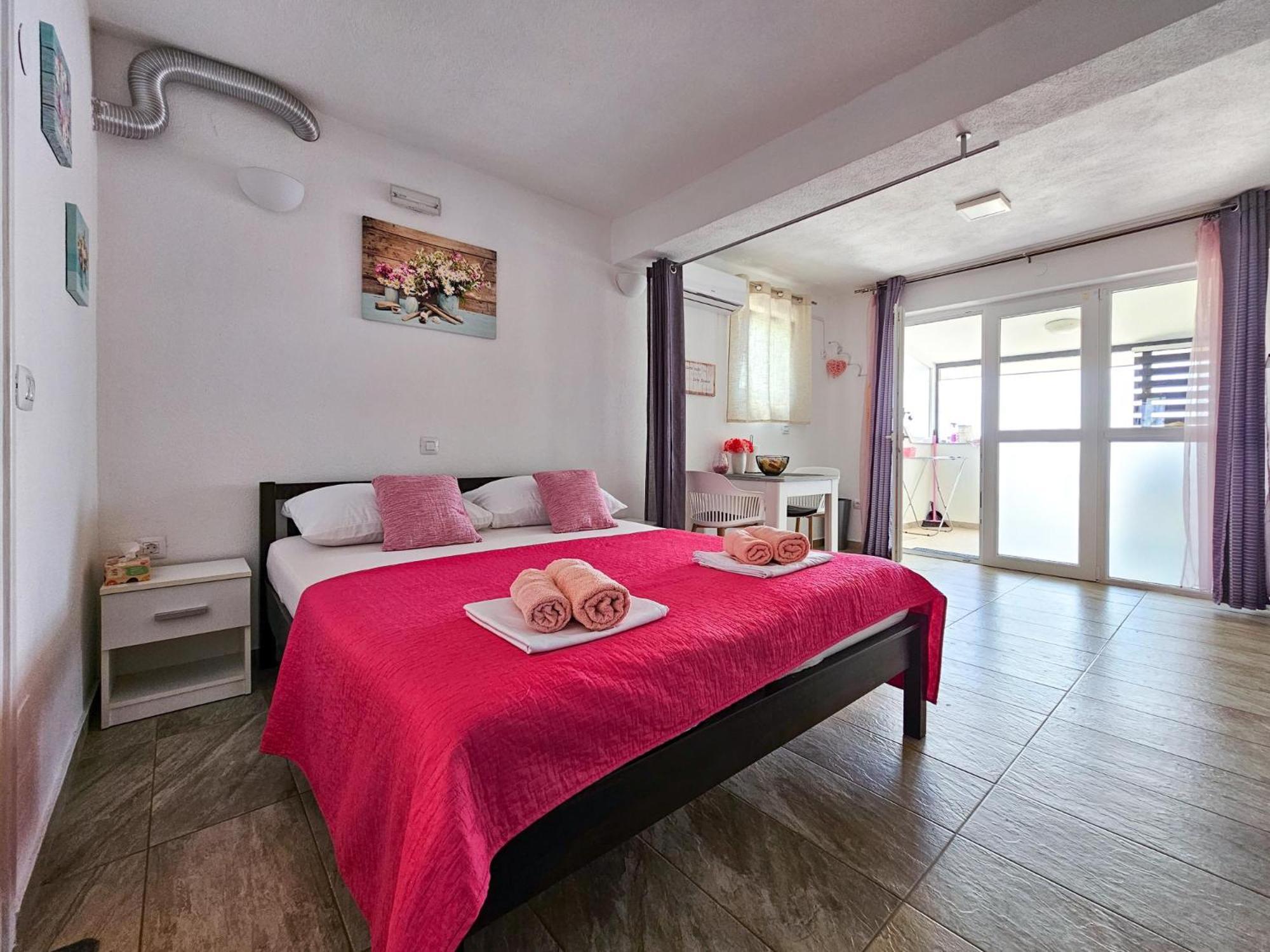 Apartments Maja I Ante Сень Экстерьер фото