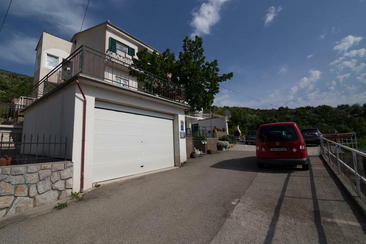 Apartments Maja I Ante Сень Экстерьер фото